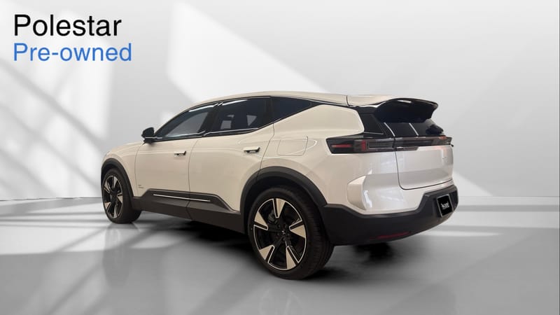 2025 Polestar 3 — Snow