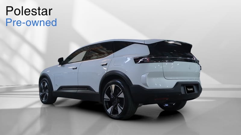 2025 Polestar 3 — Snow