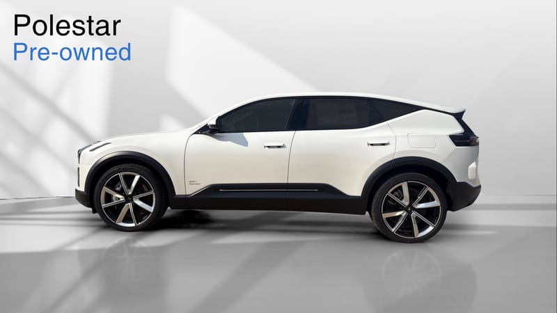 2025 Polestar 3 — Snow