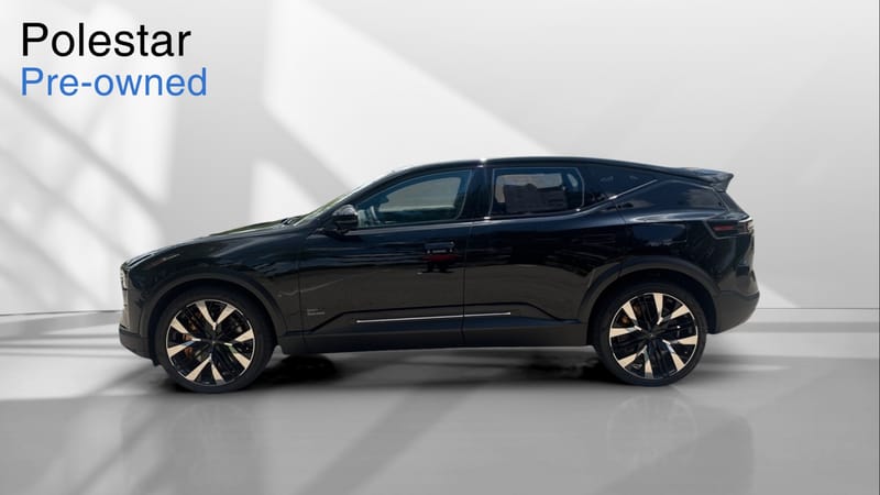 2025 Polestar 3 — Space