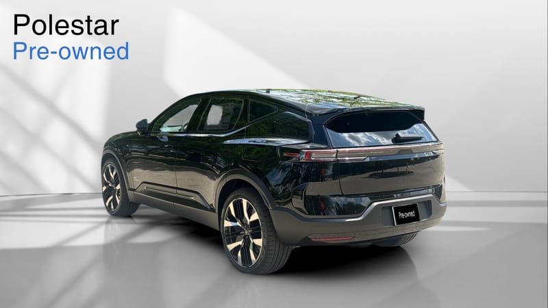 2025 Polestar 3 — Space