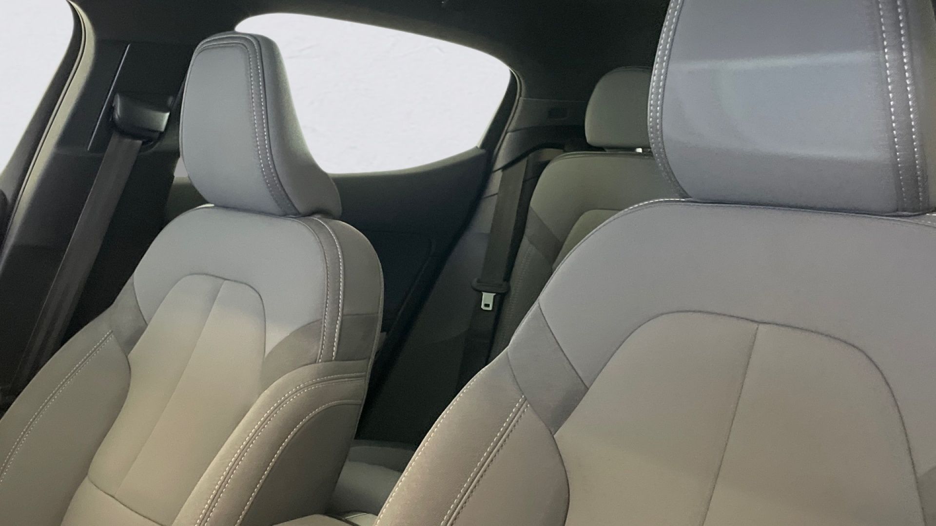 2023 Polestar 2 Plus - Photo 18