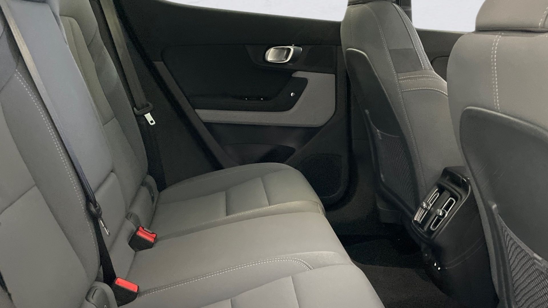 2023 Polestar 2 Plus - Photo 22
