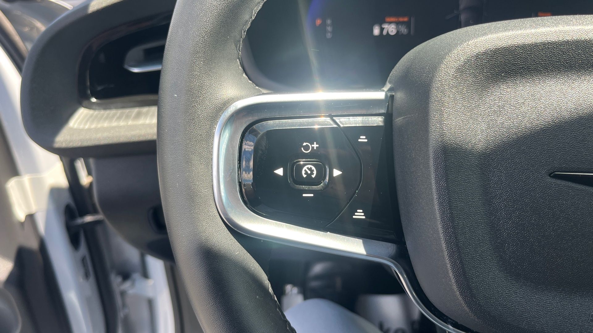 2023 Polestar 2 - Photo 10