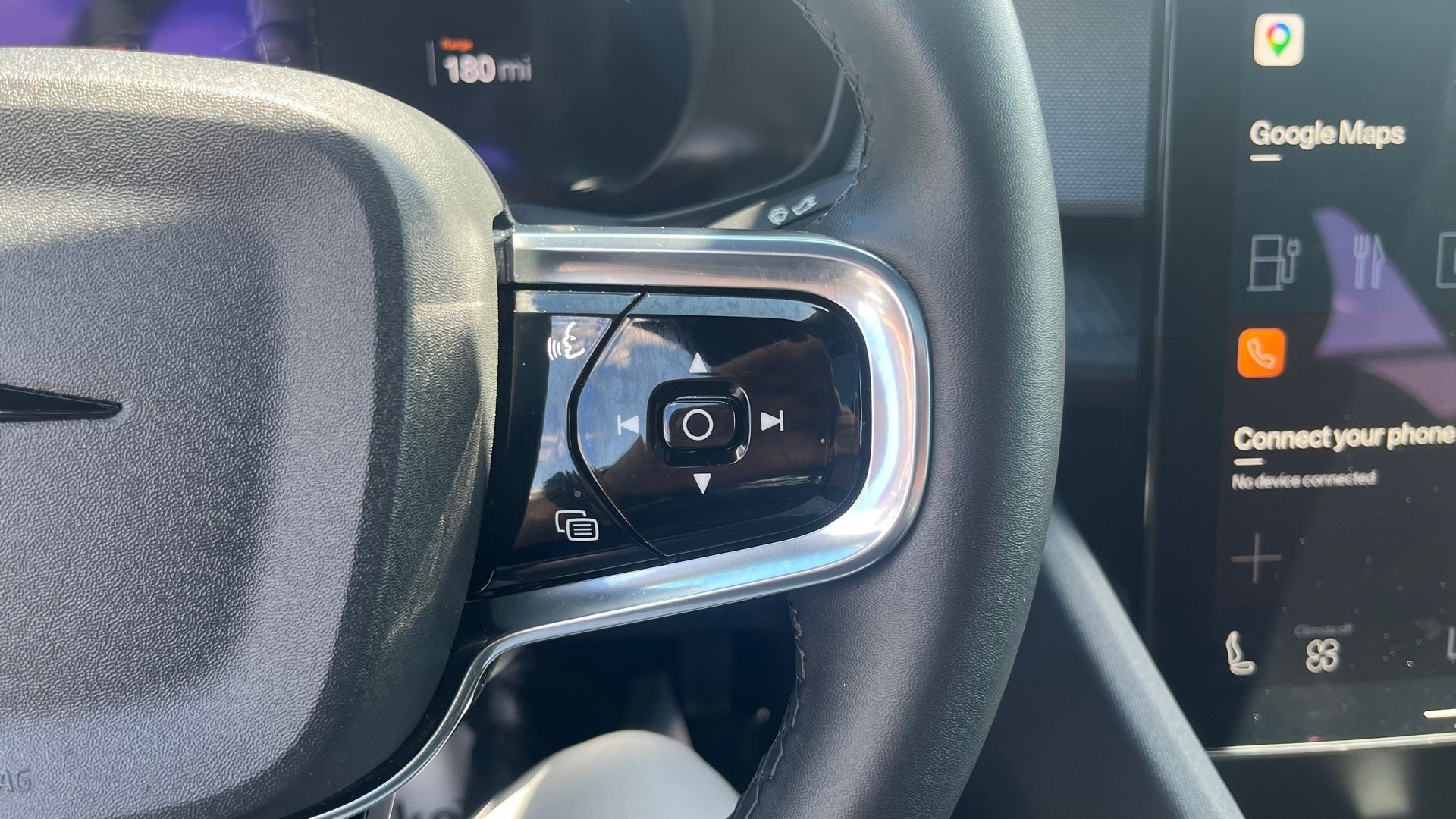 2023 Polestar 2 - Photo 11