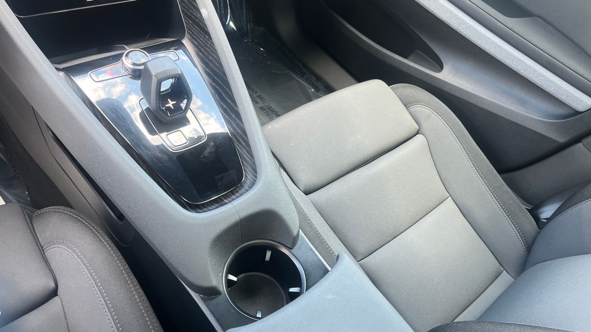 2023 Polestar 2 - Photo 12
