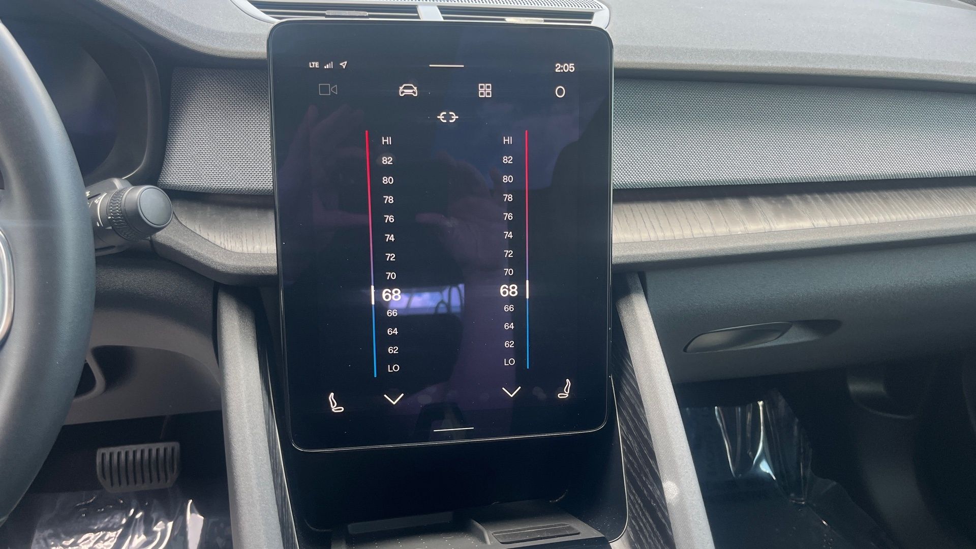 2023 Polestar 2 - Photo 15