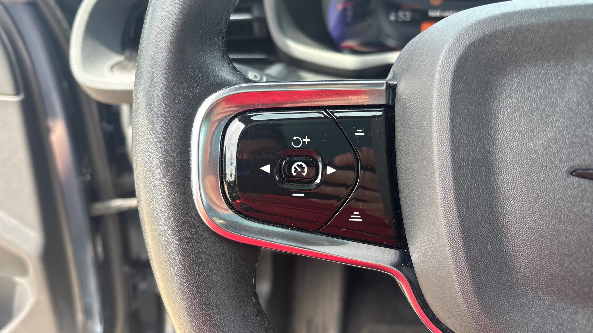 2023 Polestar 2 Plus - Photo 10