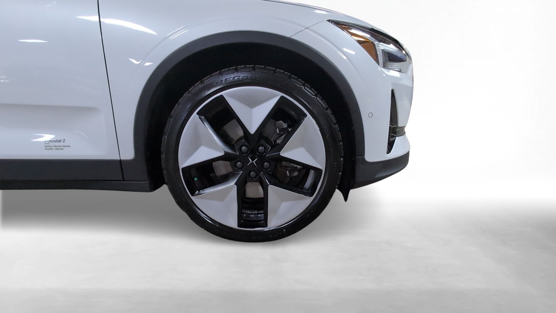 2023 Polestar 2 Plus - Photo 24