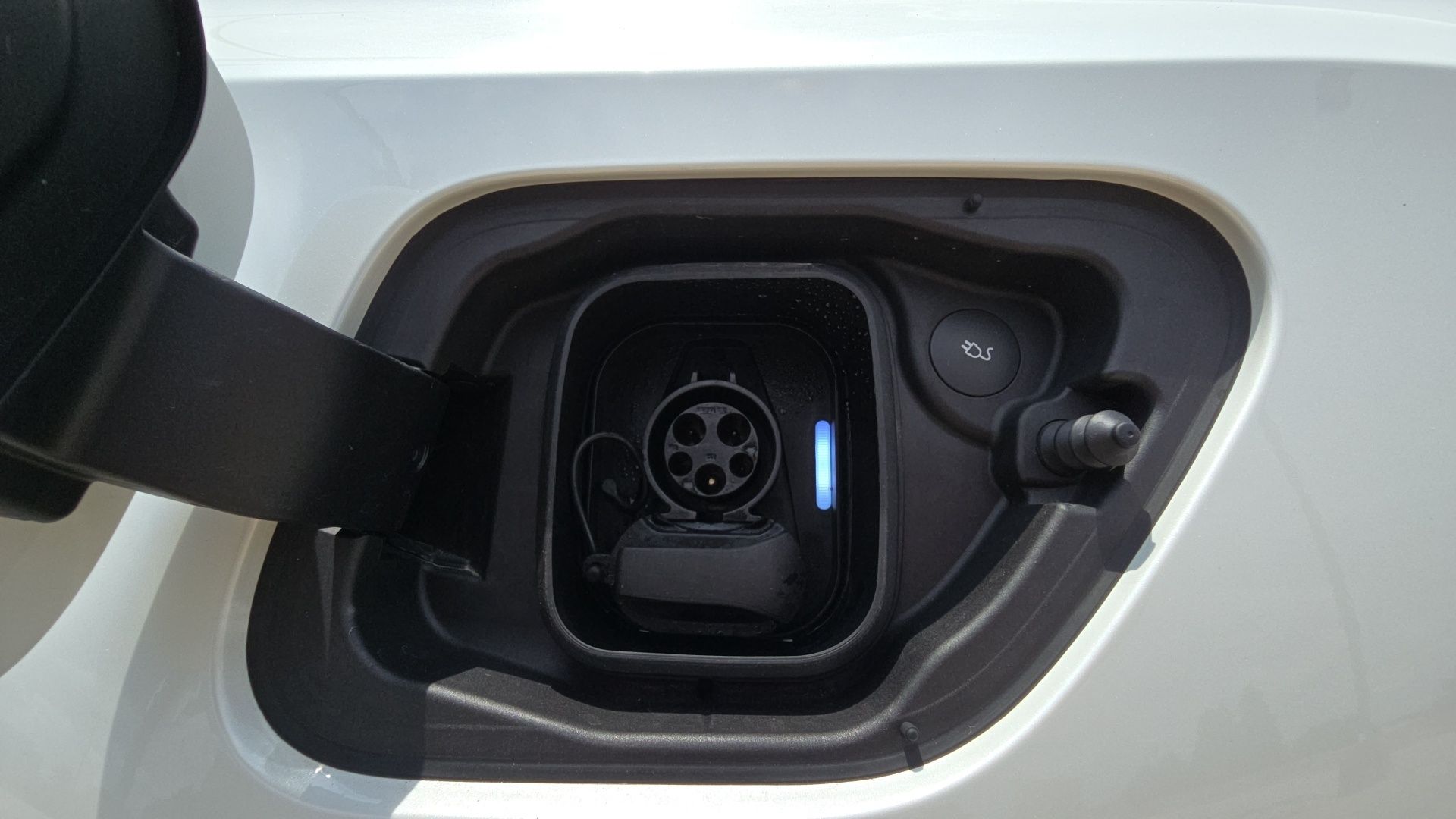2023 Polestar 2 Performance - Photo 33