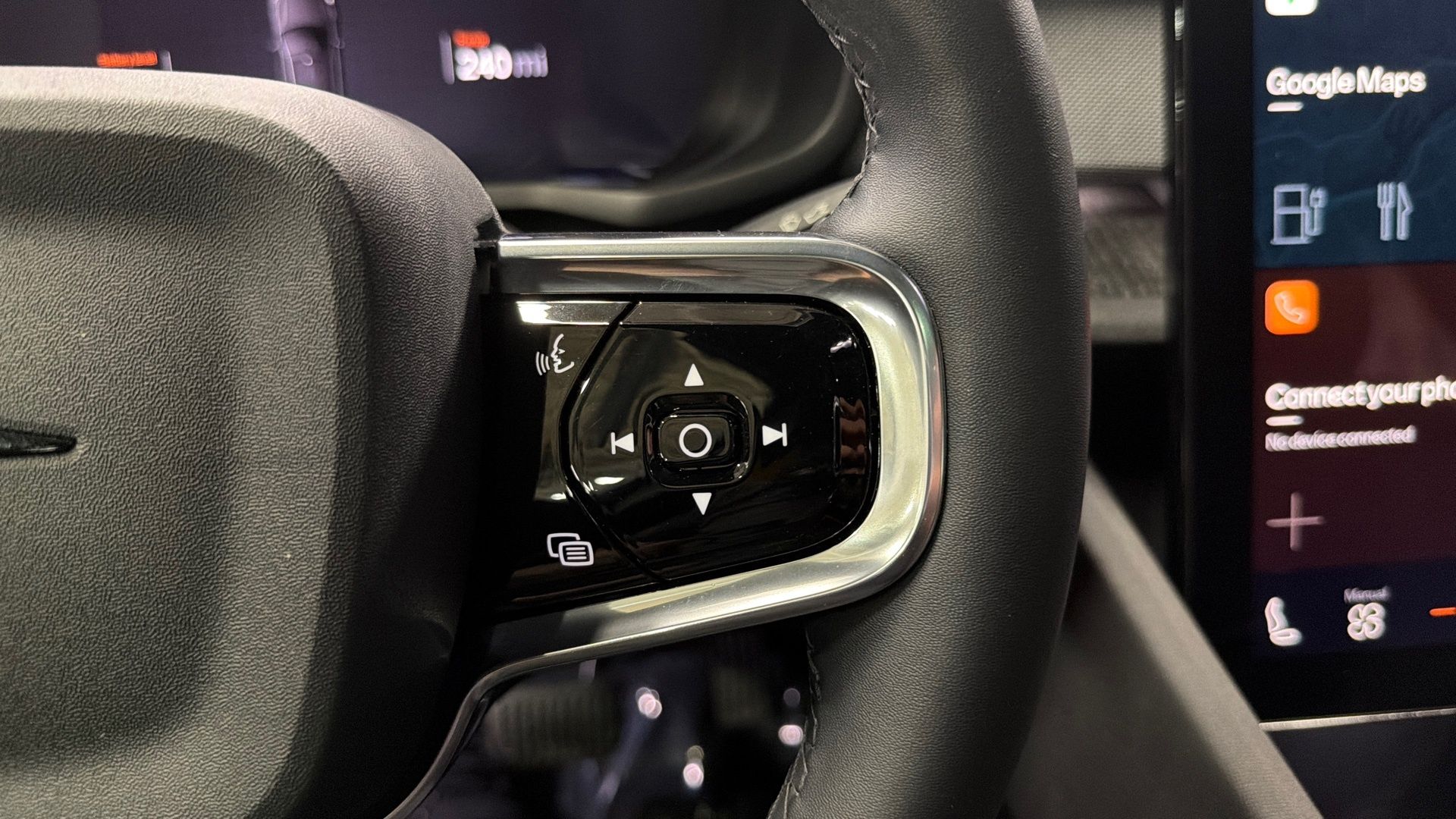 2023 Polestar 2 Performance - Photo 11