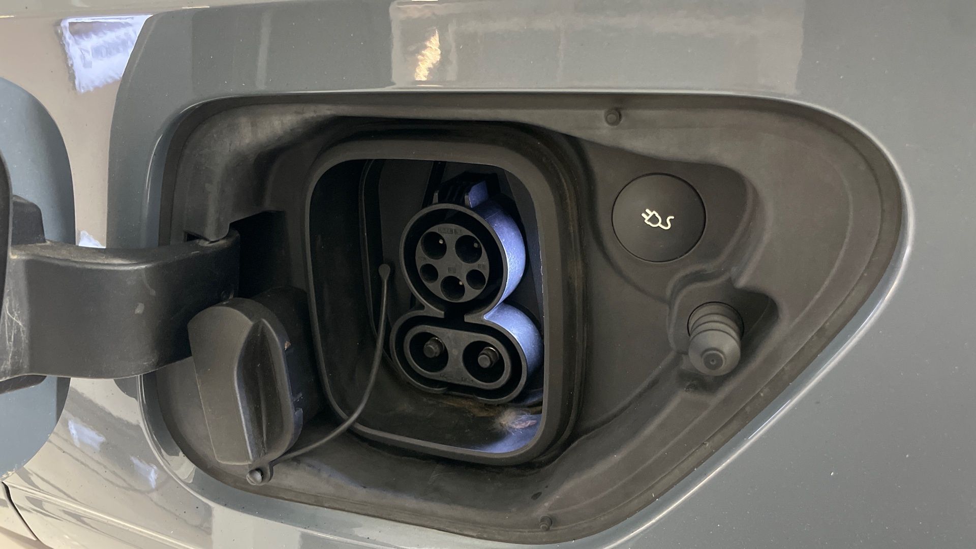 2023 Polestar 2 Performance - Photo 28