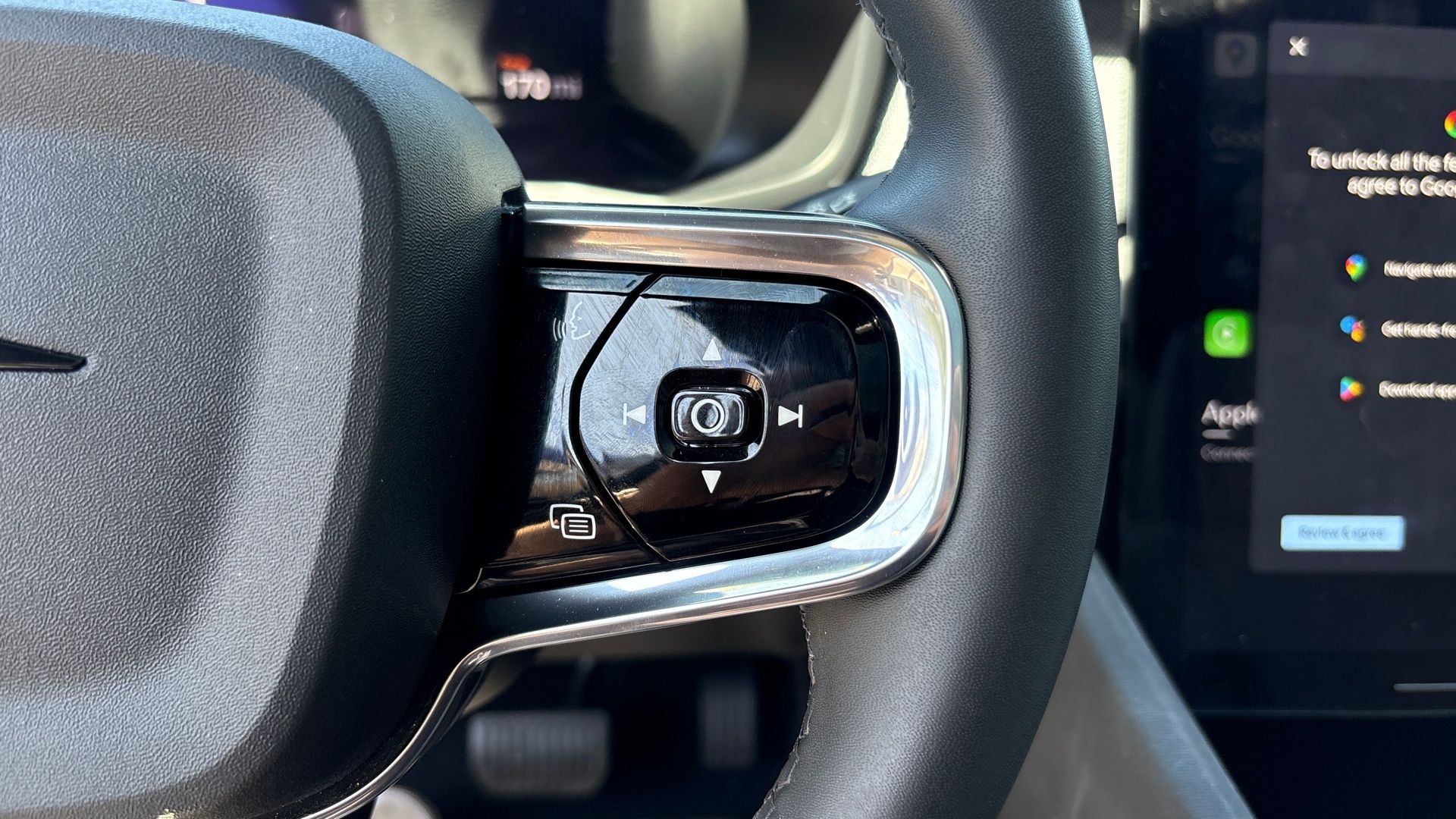 2023 Polestar 2 Performance - Photo 12