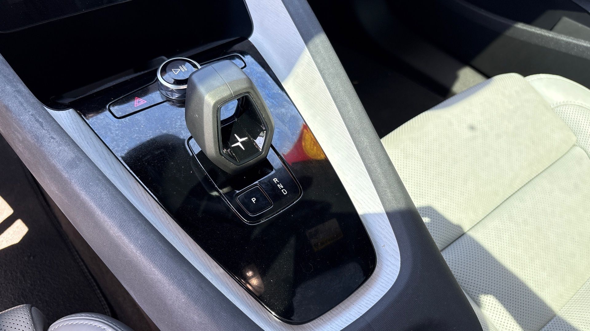 2023 Polestar 2 Performance - Photo 13