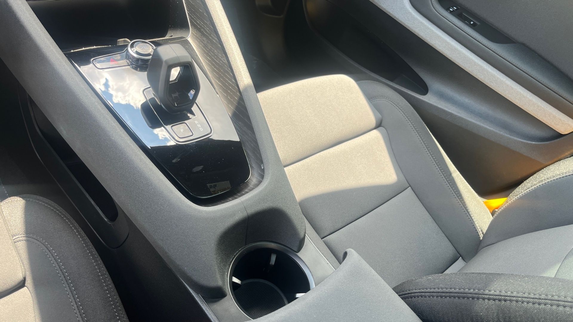 2023 Polestar 2 Performance - Photo 12