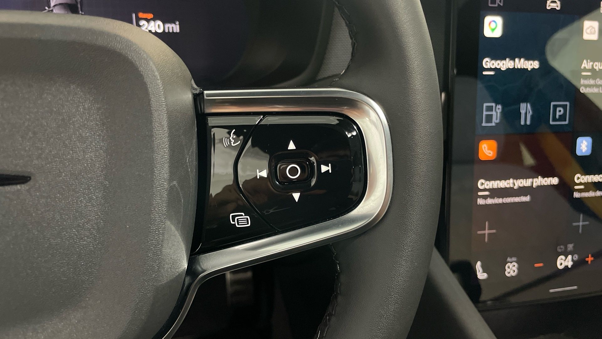 2023 Polestar 2 Performance - Photo 11