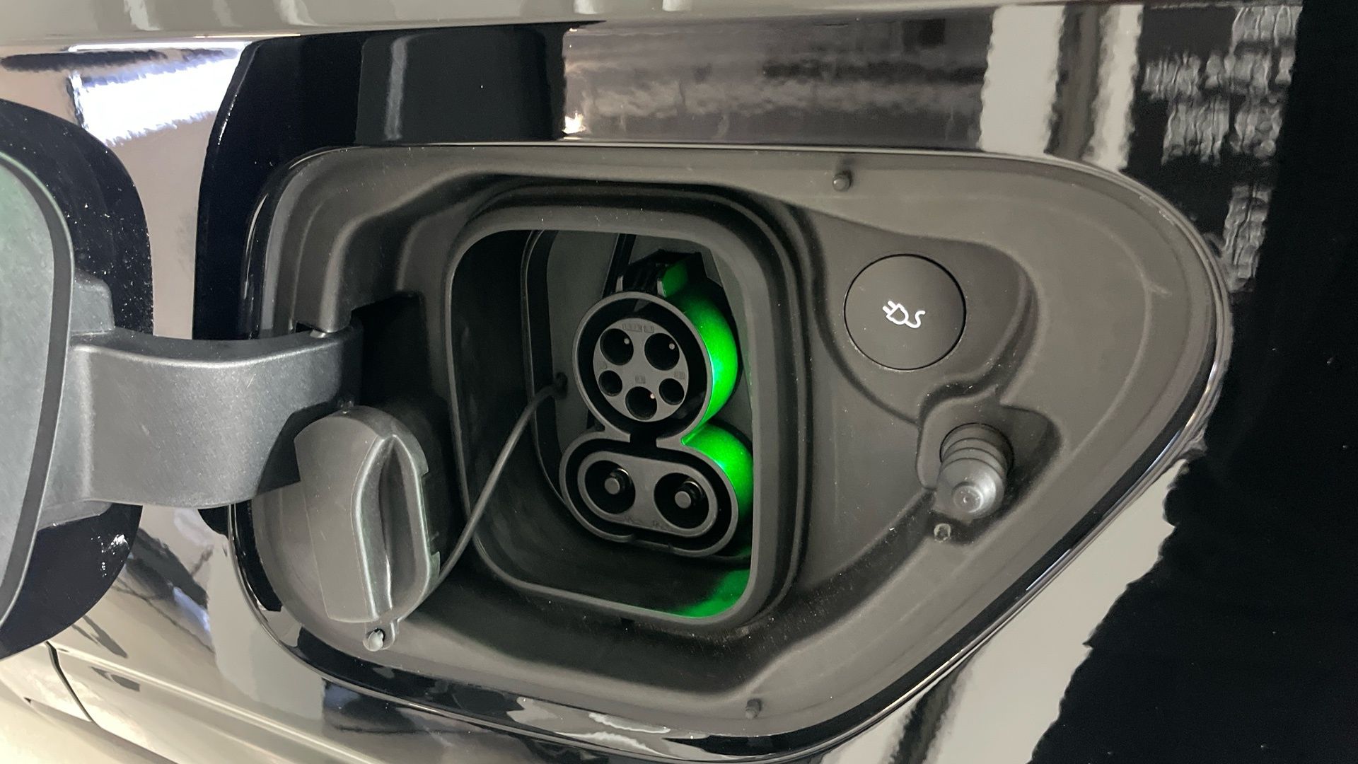 2023 Polestar 2 Performance - Photo 28