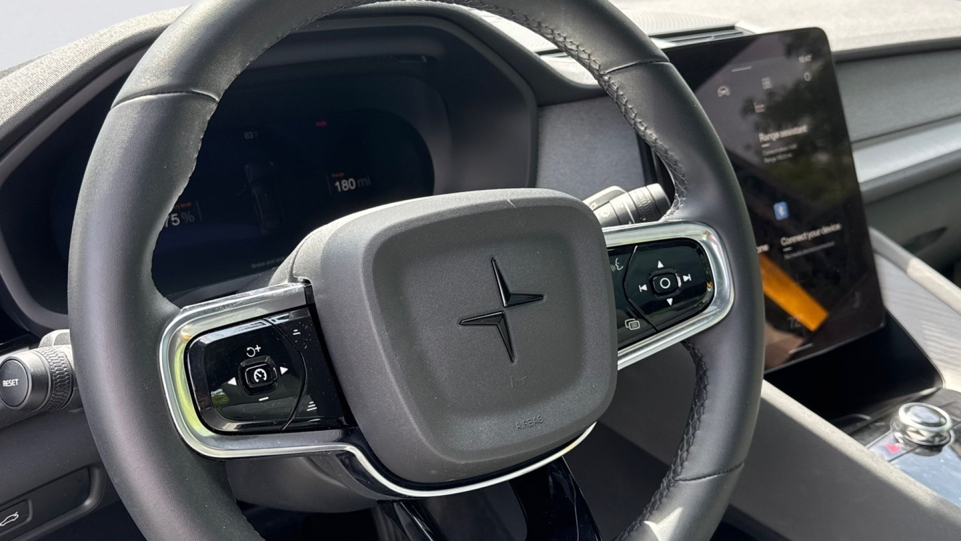 2023 Polestar 2 Performance - Photo 9