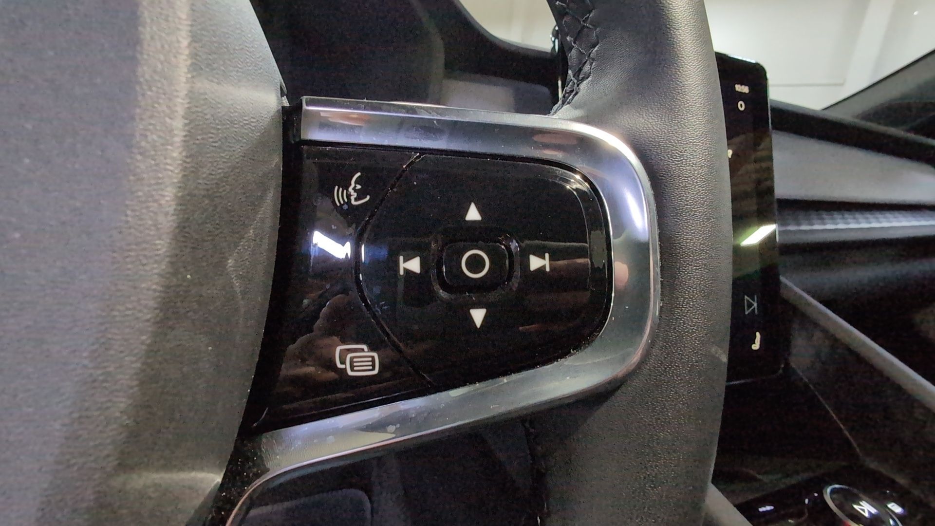 2024 Polestar 2 Plus - Photo 12