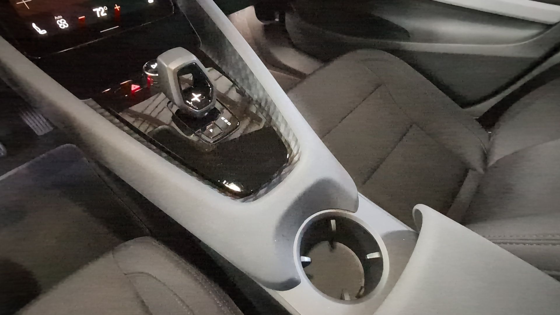 2024 Polestar 2 Plus - Photo 13