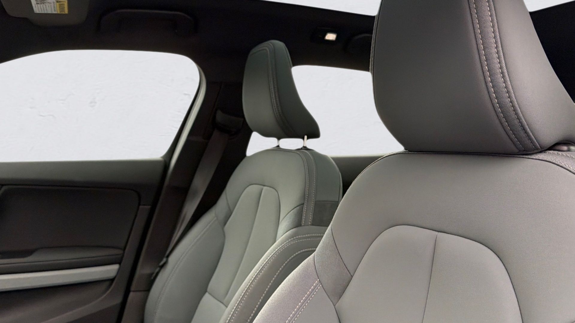 2024 Polestar 2 - Photo 20