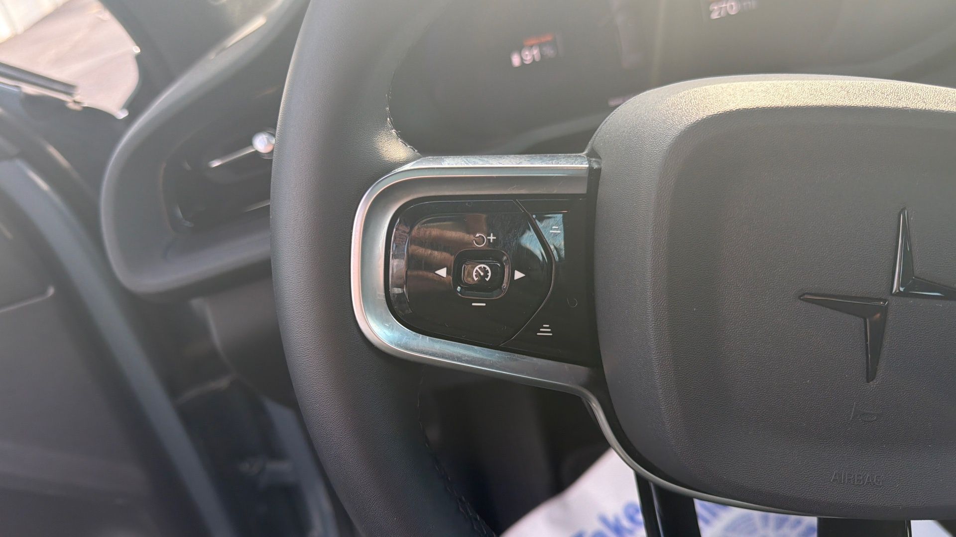 2024 Polestar 2 Plus - Photo 10